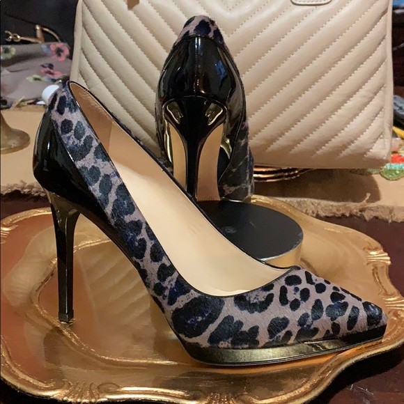 Shoes - Picture 4 of 4